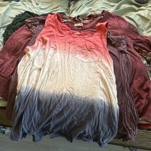 Old Navy Pink and Blue Gradient Tank Top